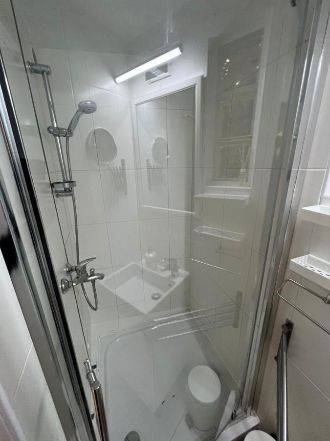 Studio Apartman Luka Zagreb Extérieur photo